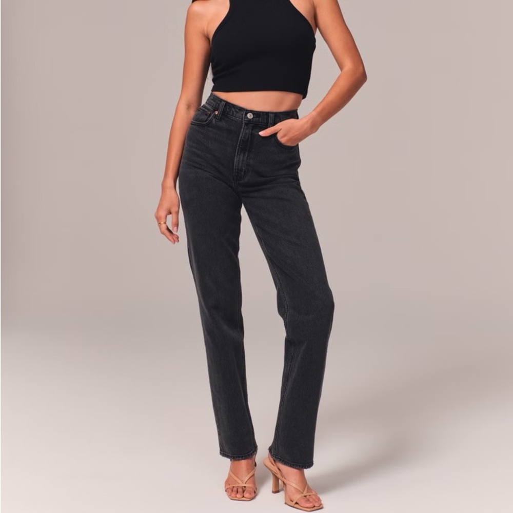 Abercrombie Ultra High Rise 90s Straight Jean